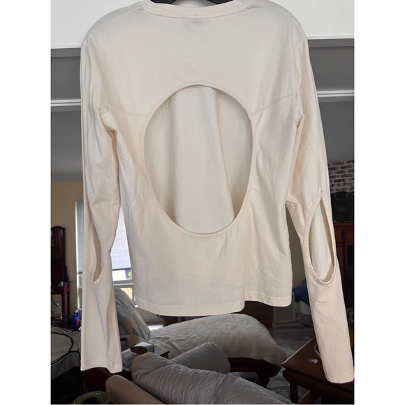 ASOS Other - Size L crop fitted ASOS Cream Long Sleeve Tee with Open Back
